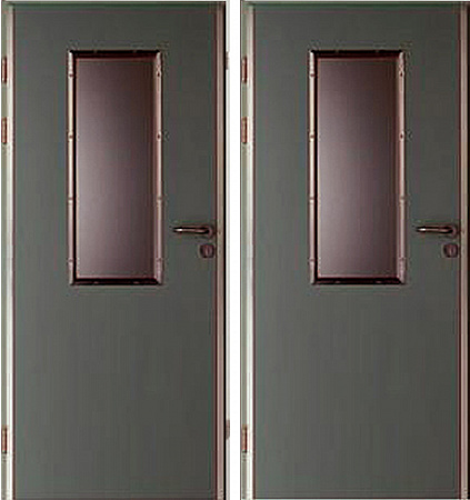 Стальная техническая дверь со стеклом с простым окрасом с 2-х сторон